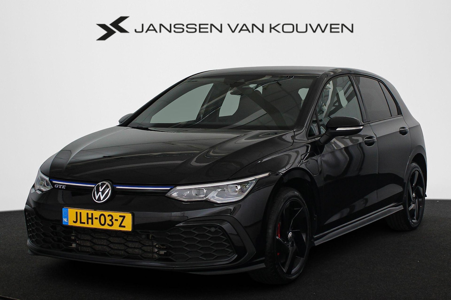 Volkswagen Golf - 1.4 eHybrid GTE / Stoel-Stuurverwarming / Apple Carplay / Parkeersensoren / 245 PK / Deale - AutoWereld.nl