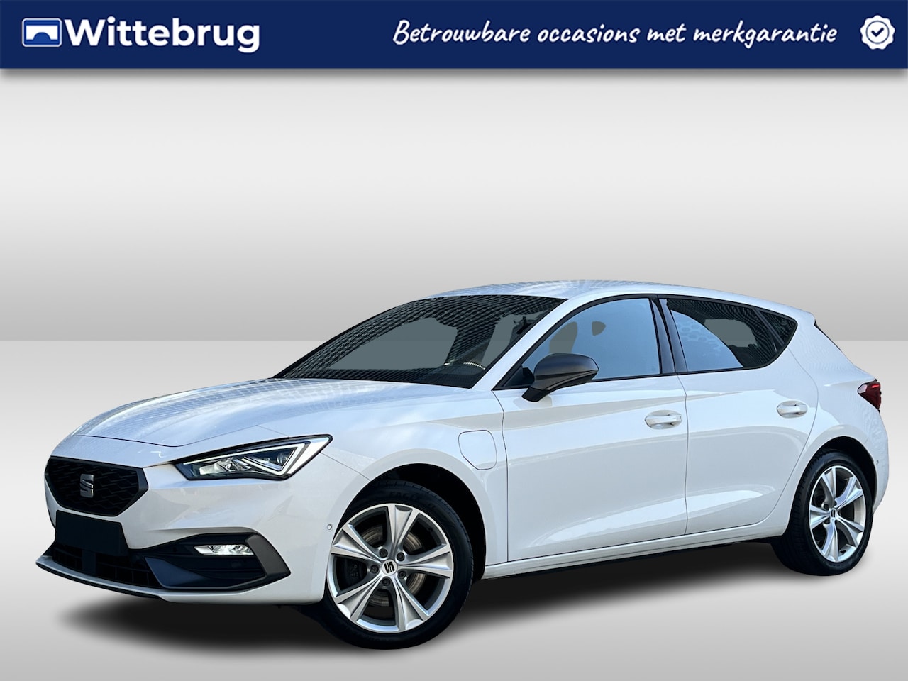 SEAT Leon - 1.4 TSI eHybrid PHEV 204PK FR Business Intense / Achteruitrijcamera / Stuur + Stoelverwarm - AutoWereld.nl