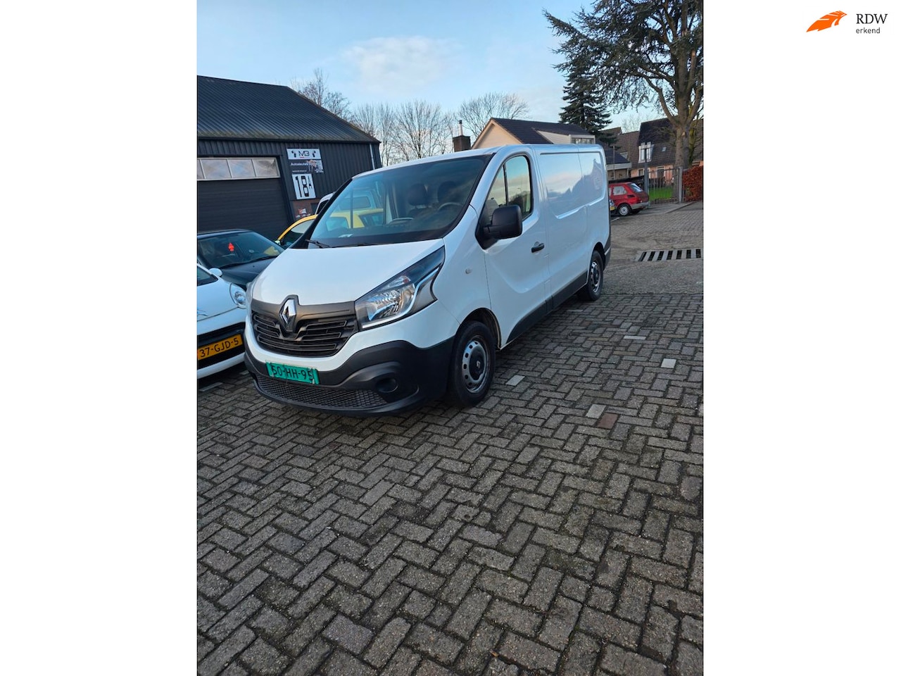 Renault Trafic - 1.6 dCi T27 L1H1 Comfort 1.6 dCi T27 L1H1 Comfort - AutoWereld.nl