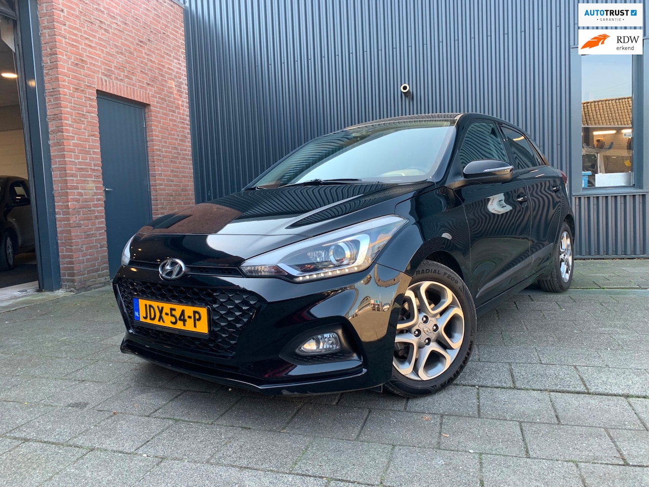 Hyundai i20 - 1.0 T-GDI Premium 1.0 T-GDI Premium, NAVI, CRUISE, CAMERA - AutoWereld.nl