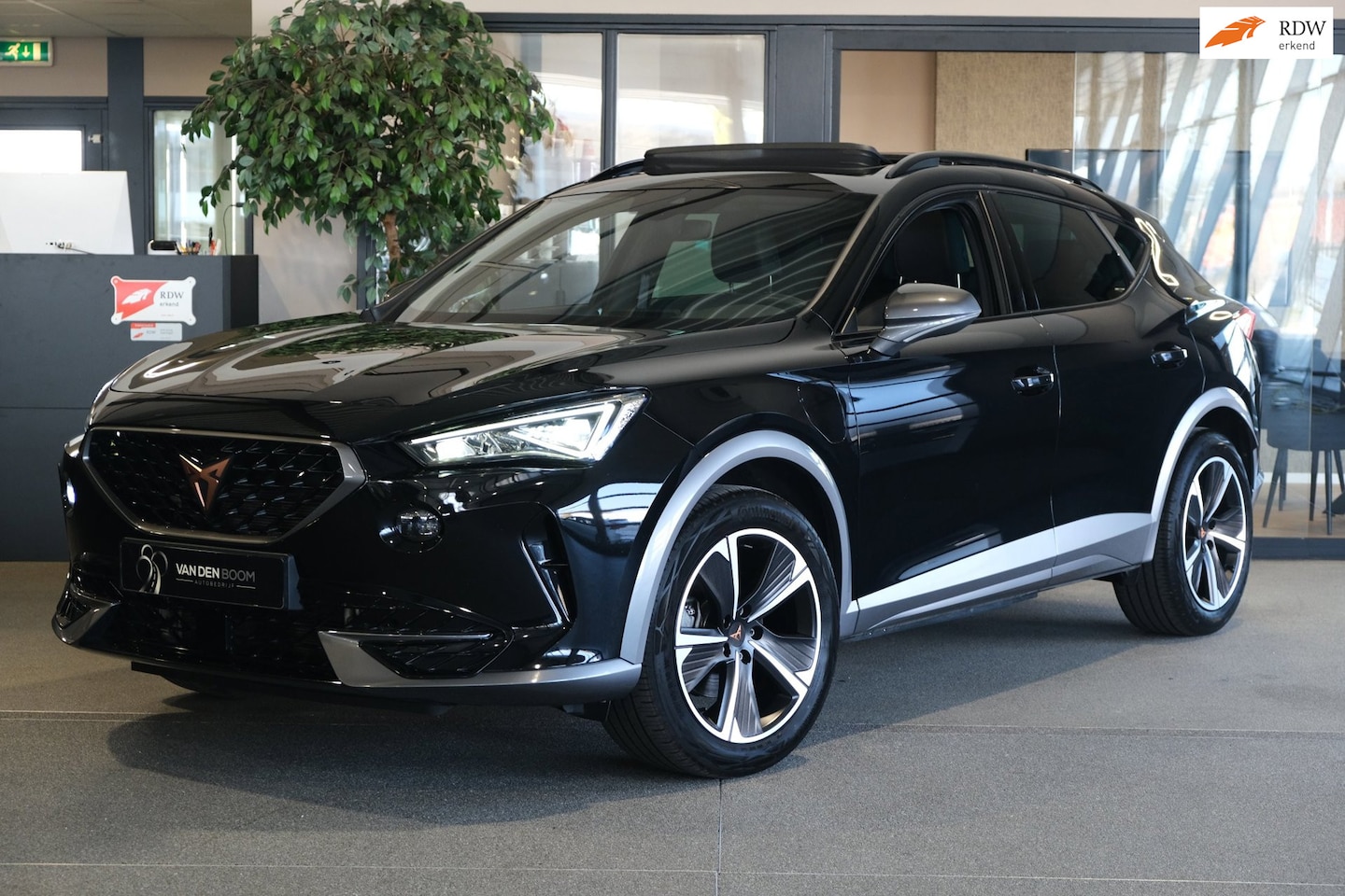 CUPRA Formentor - 1.4 e-Hybrid 204PK Pano Trekhaak Led Cam Navi ACC - AutoWereld.nl