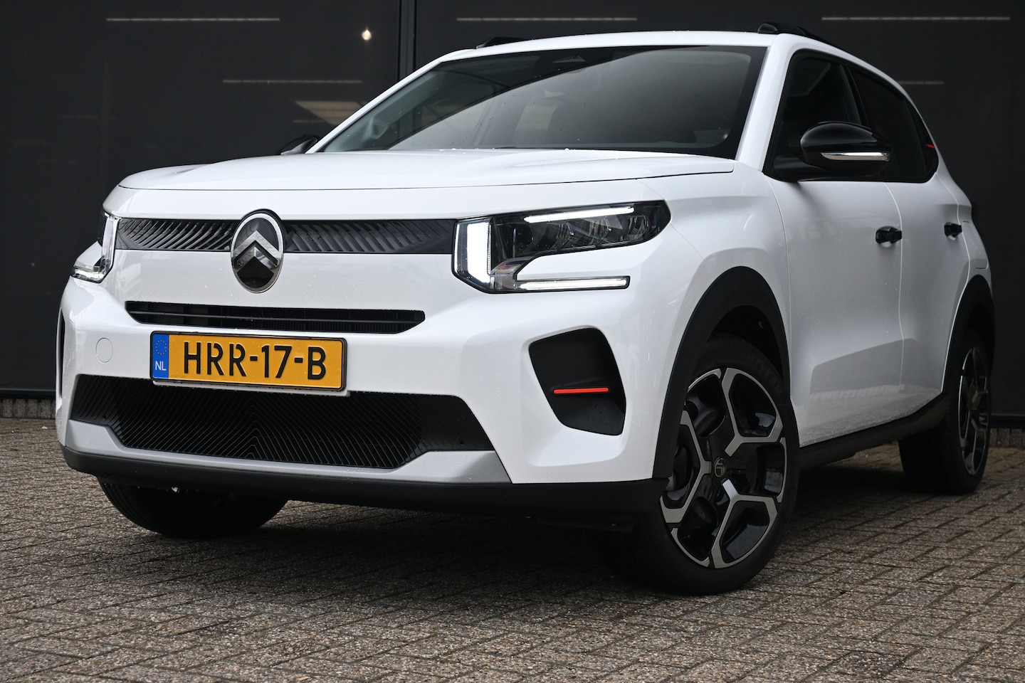 Citroën ë-C3 - Plus DEMO-DEAL! 8 Jaar Garantie! | Navigatie by App | Parkeersensoren | Full-LED | Cruise - AutoWereld.nl