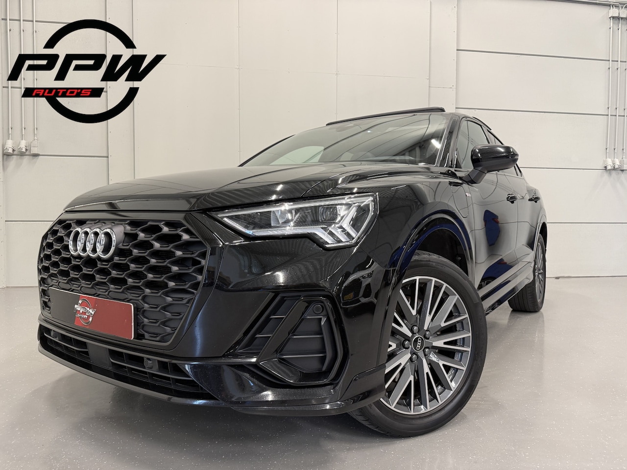Audi Q3 Sportback - 45 TFSI e S-Line PANO/TREKHAAK/SONOS/SFEER/CARPLAY/19"/ACC/MATRIX/VOL-LEER SPORT/BLACK-OPT - AutoWereld.nl