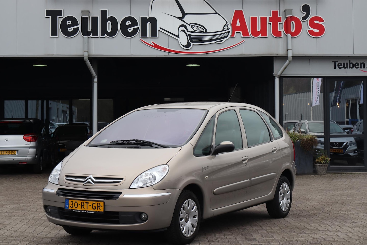 Citroën Xsara Picasso - 1.8i-16V Attraction Airco, Climate control, Trekhaak, Elektrische ramen, Cruise control - AutoWereld.nl
