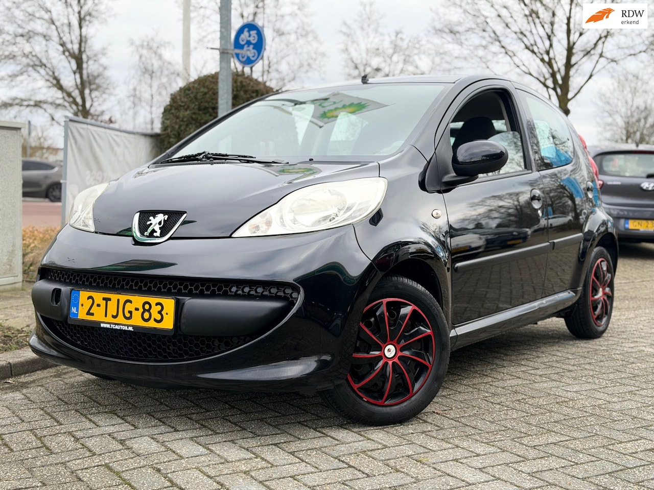 Peugeot 107 - 1.0-12V XR airco 5drs nieuwe apk - AutoWereld.nl