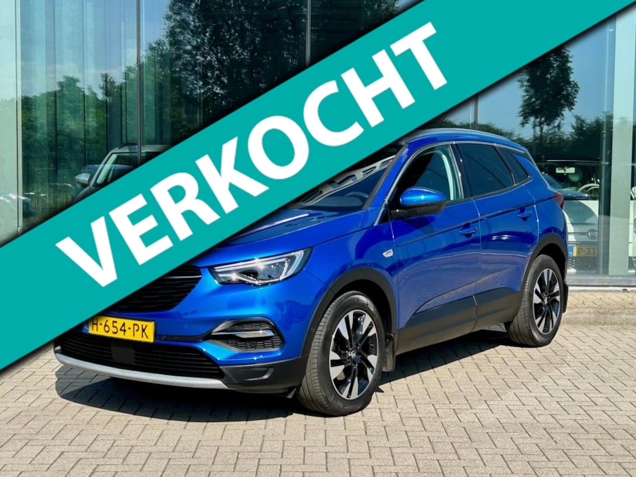 Opel Grandland X - 1.2 Turbo Innovation | 4s banden | Distributieriem vervangen | Achteruitrijcamera | Cruise - AutoWereld.nl