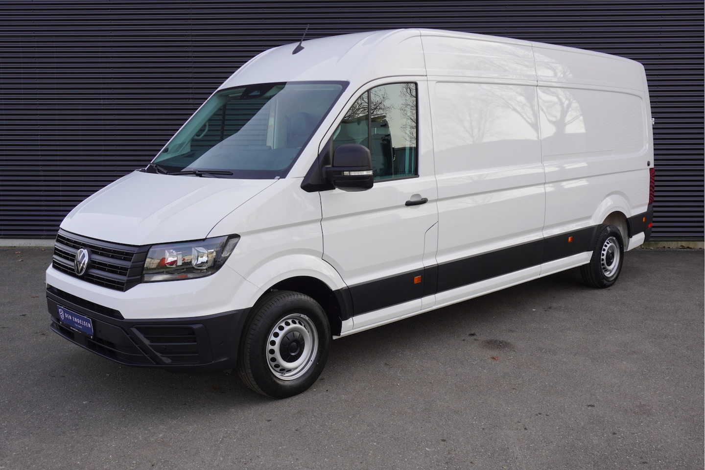 Volkswagen Crafter - 35 140pk Automaat Facelift L4H3/L3H2 Apple Carplay Camera Cruise control Standkachel Stoel - AutoWereld.nl