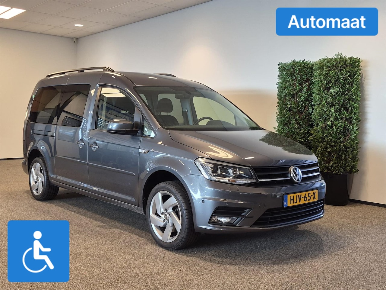 Volkswagen Caddy Maxi - Rolstoelauto Automaat - AutoWereld.nl