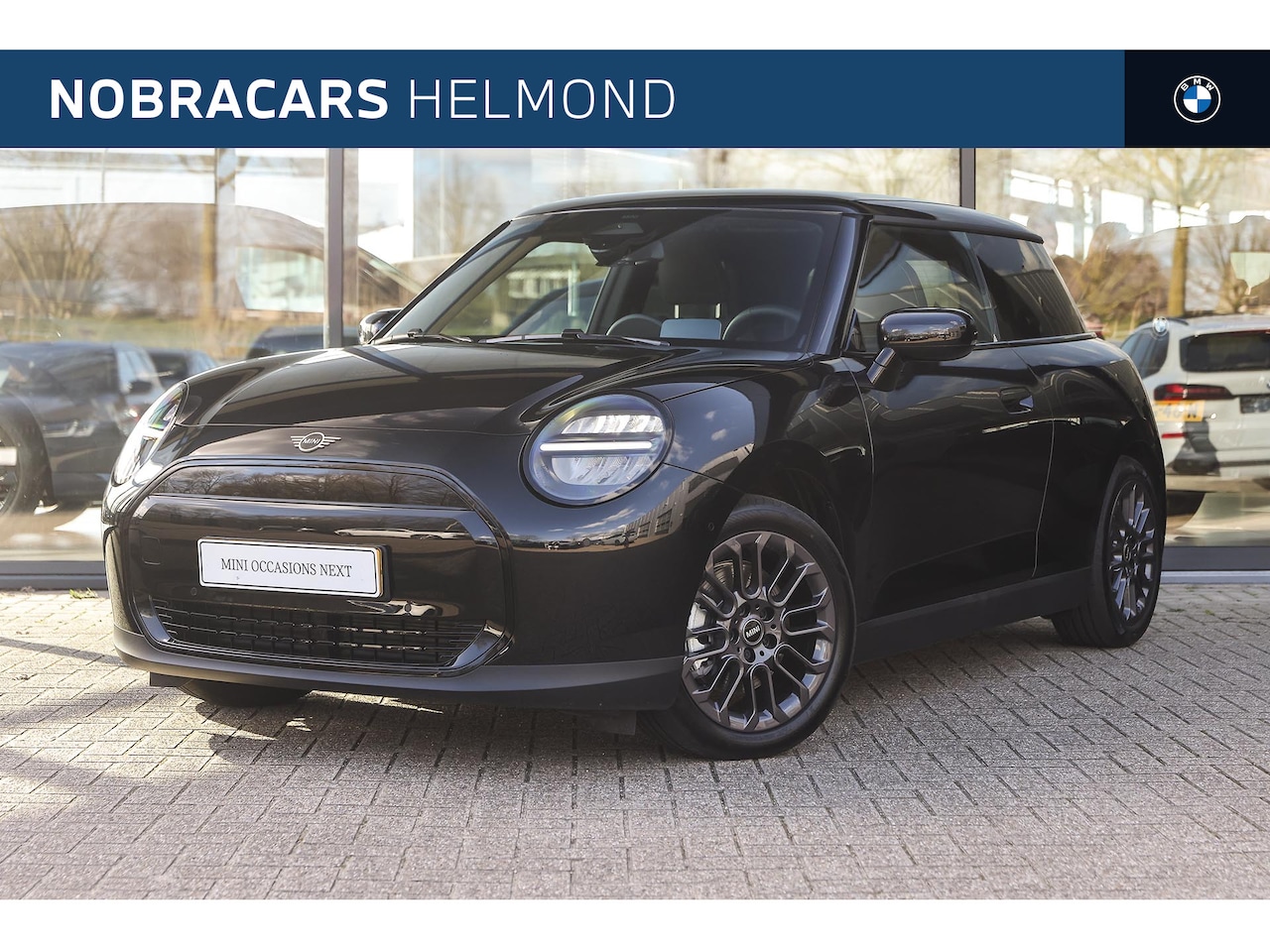 MINI Cooper - Hatchback E / Head-Up / LED / Stoelverwarming / 17" U-Spoke grey - AutoWereld.nl