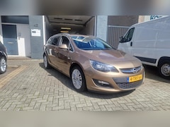 Opel Astra Sports Tourer - 1.4 Turbo Design Edition Inruil Mogelijk