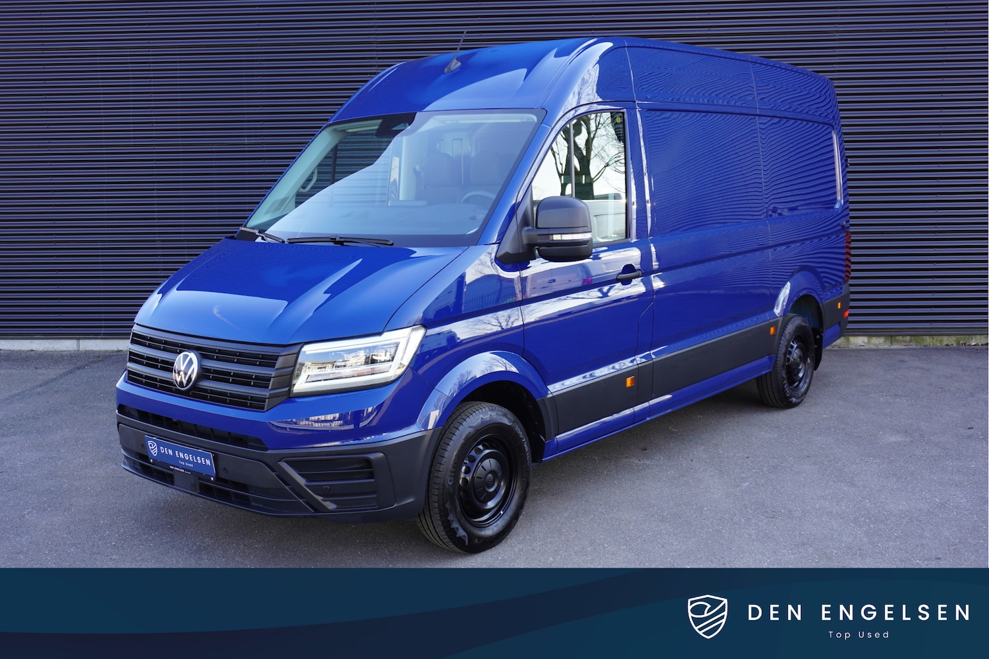 Volkswagen Crafter - 35 140pk L3H3/L2H2 Facelift Apple Carplay Camera Betimmering Cruise control Digitaal Dashb - AutoWereld.nl
