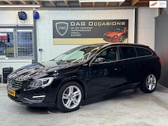 Volvo V60 - 2.4 D6 Twin Engine R-Design 4x4|CAMERA|DEALER|LEER