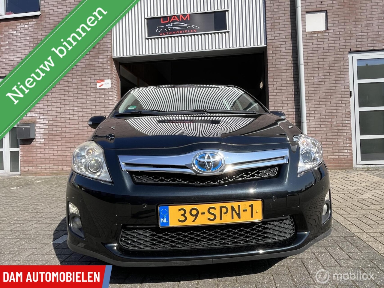 Toyota Auris - 1.8 Full Hybrid 199.502 KM Camera, Airco, Navi,Cruis C. Zeer nette auto! - AutoWereld.nl