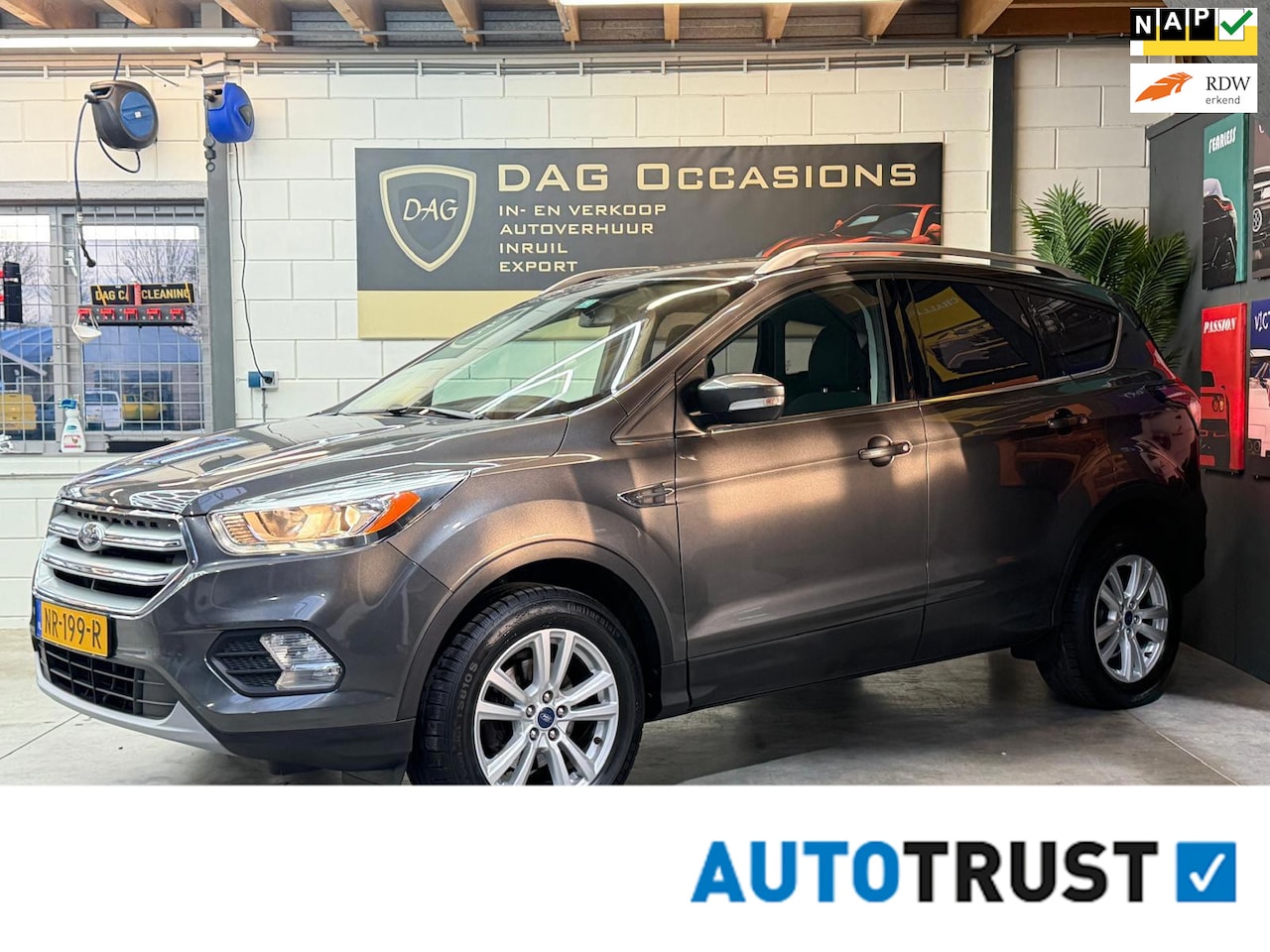Ford Kuga - 1.5 EcoBoost Ultimate NAVI|PDC|CRUISE|TREKHAAK - AutoWereld.nl