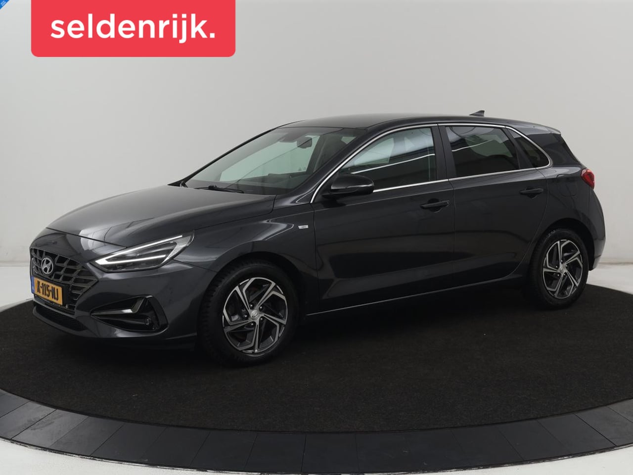 Hyundai i30 - 1.5 T-GDi MHEV Premium | Stoelventilatie | Leder | Trekhaak | Camera | Carplay | Stoelverw - AutoWereld.nl