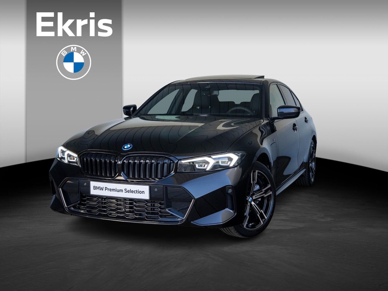 BMW 3-serie - Sedan 330e | M Sportpakket | Comfort Pack | Comfort Access | Achteruitrijcamera | Schuif-/ - AutoWereld.nl