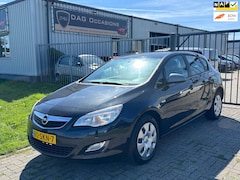 Opel Astra - 1.4 Edition CRUISE|TREKHAAK|BLUETOOTH|ELEK RAMEN