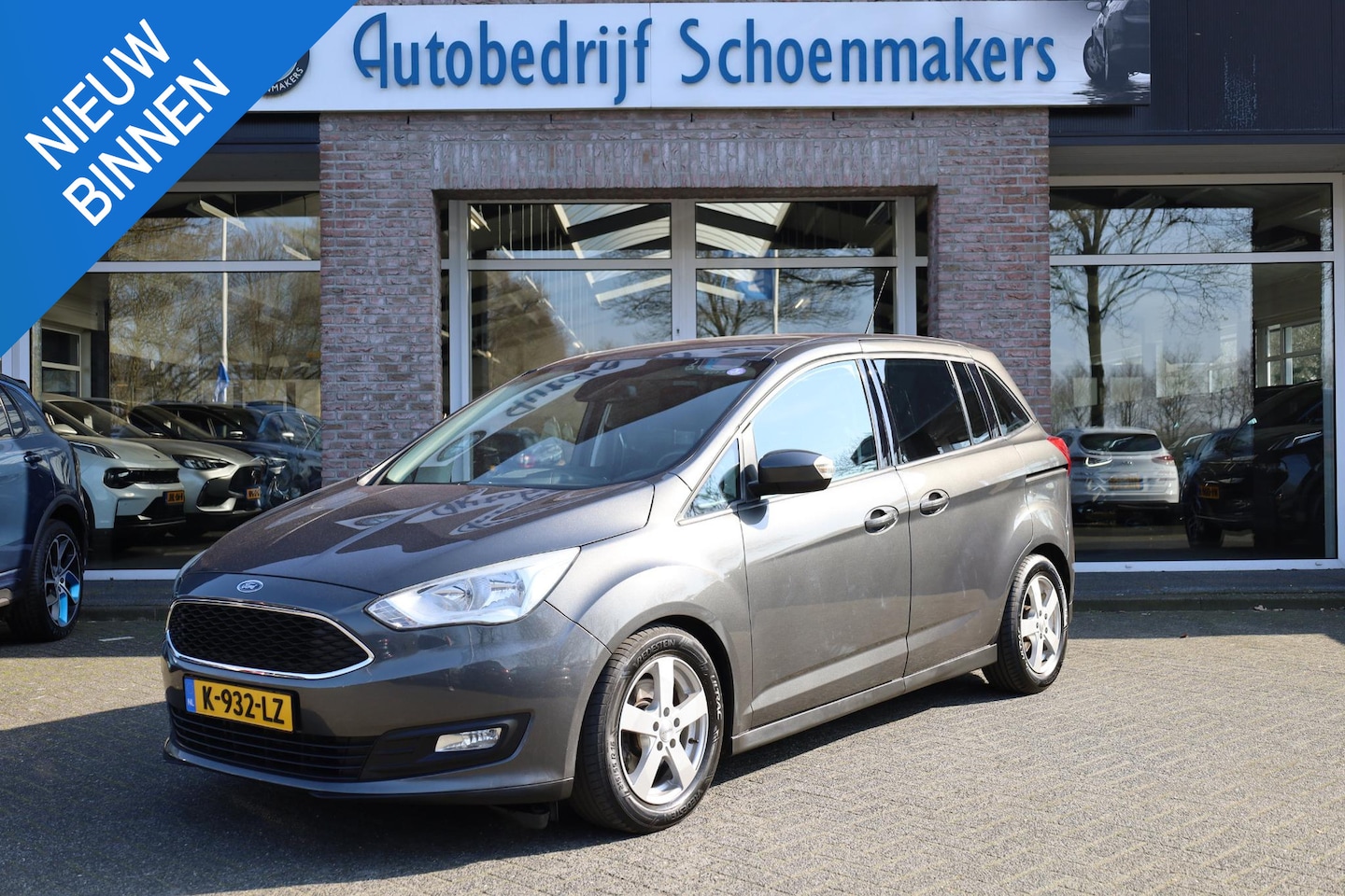 Ford Grand C-Max - 1.0 Ambiente TREKHAAK STOEL/RUIT/STUURVERW. NAVI CRUISE VOICE BT-TELEFOONVERB. PDC LMV - AutoWereld.nl