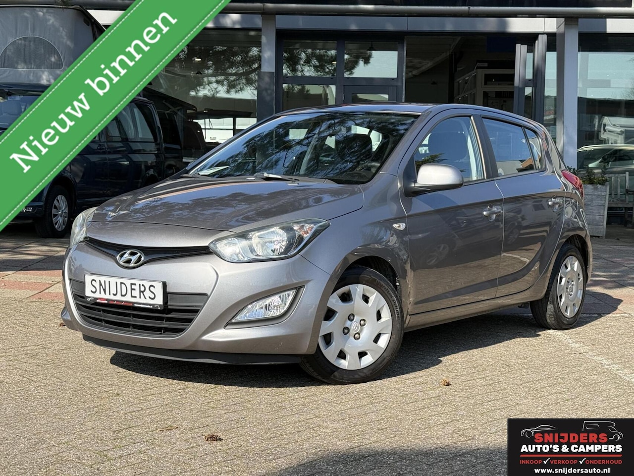 Hyundai i20 - 1.2i i-Motion airco 5 deurs 1 eigenaar - AutoWereld.nl