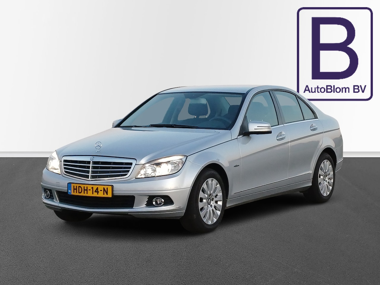 Mercedes-Benz C-klasse - 180 K BlueEFFICIENCY Elegance /29.658 km!/Clima/Hout/Bluetooth/ - AutoWereld.nl