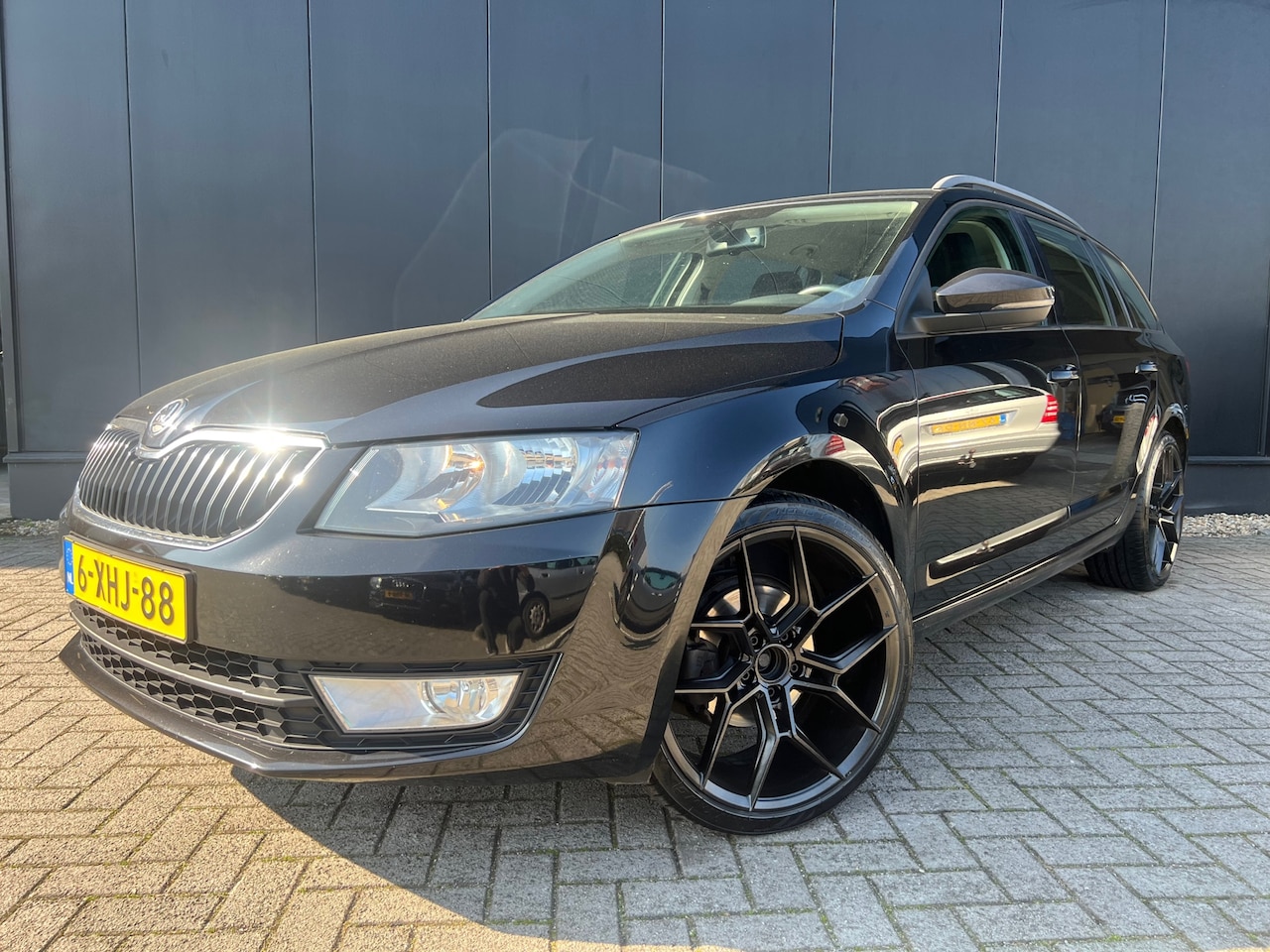 Skoda Octavia Combi - 1.2 TSI '14 Navi/19'Lmv/Clima/Nap - AutoWereld.nl