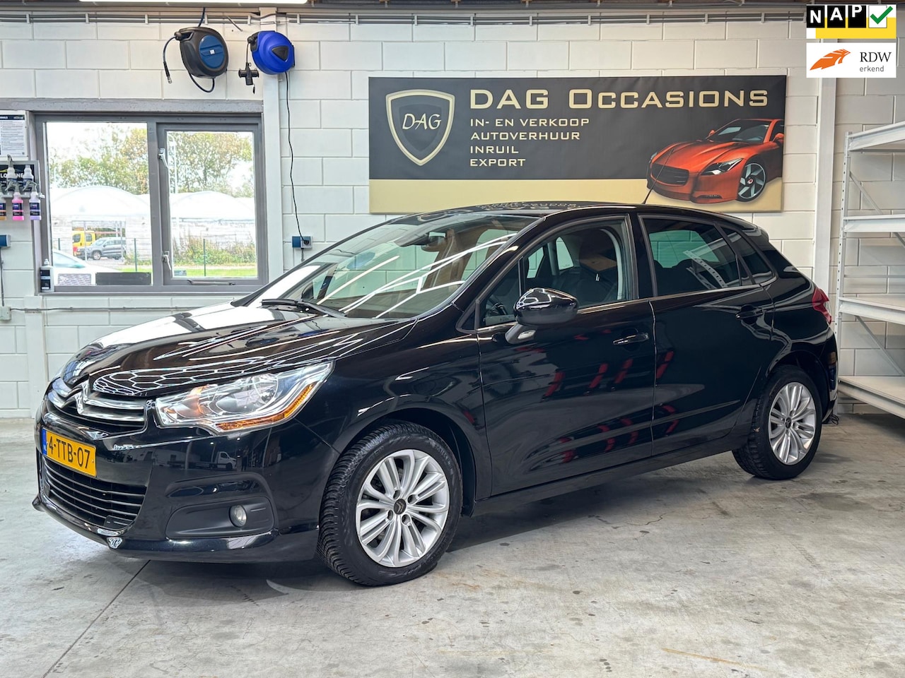 Citroën C4 - 1.2 PureTech Exclusive AIRCO|CRUISE|NAVI|PDC - AutoWereld.nl