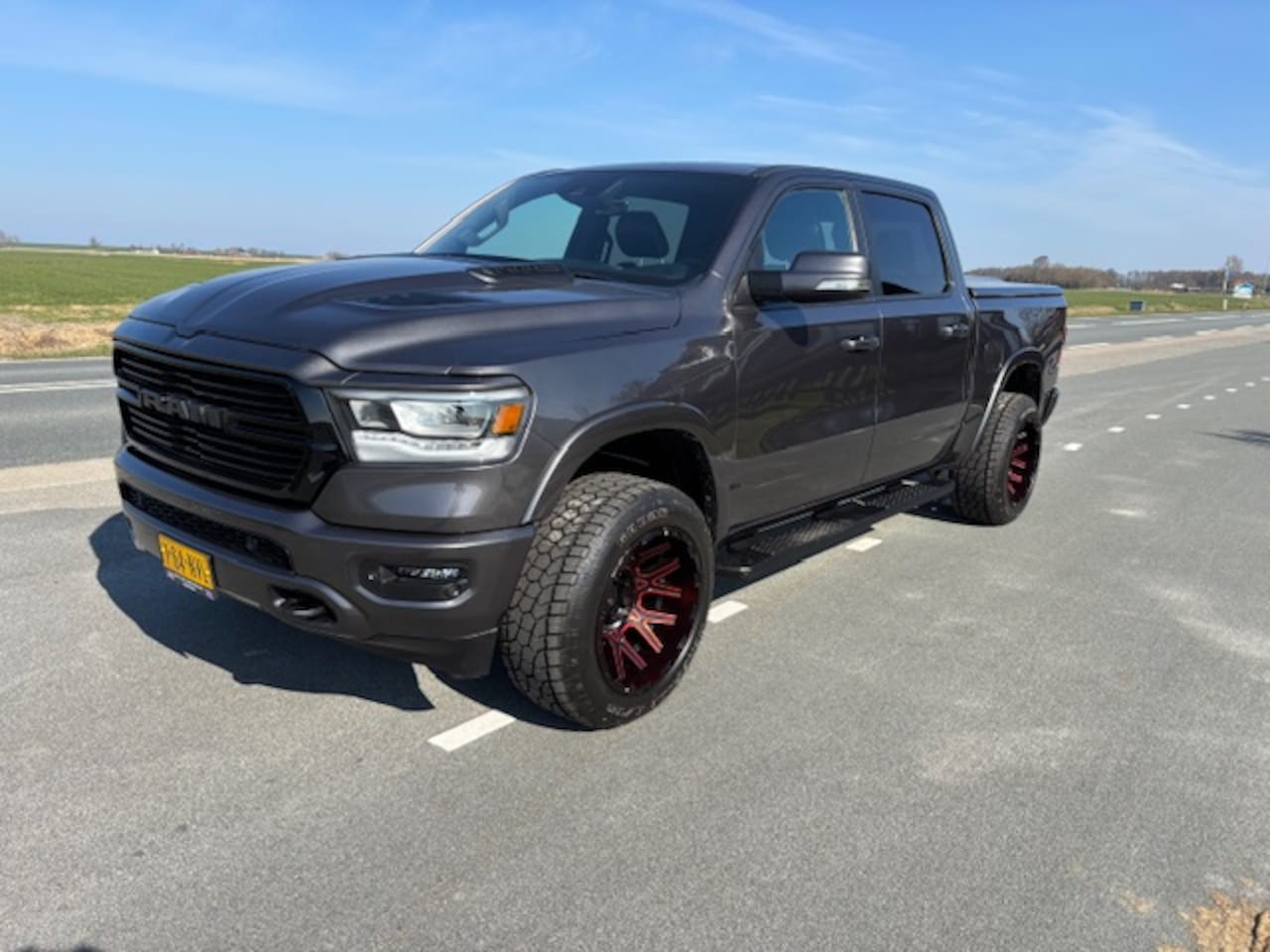 Dodge Ram 1500 - larami 4x4 lpg financiering v/a 350 p/m - AutoWereld.nl