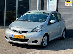 Toyota Aygo - 1.0-12V Comfort Navigator/2E EIG/NAVI/AIRCO/AUTOMAAT/NL-AUTO NAP