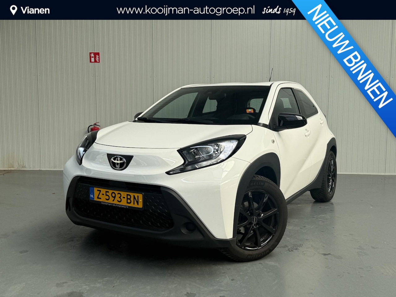 Toyota Aygo X - 1.0 VVT-i S-CVT Play Carplay, Zwarte Velgen, Automaat, 1e eigenaar slechts 19814 KM - AutoWereld.nl