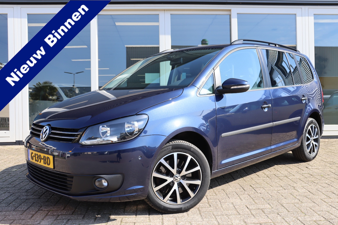 Volkswagen Touran - 1.4 TSI Highline 7p 1.4 TSI Highline 7p., Automaat, Schuifkanteldak, Cruise Control, Airco, PDC V+A, Prijs Is - AutoWereld.nl