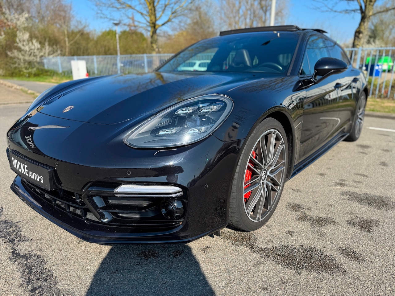 Porsche Panamera Sport Turismo - 3.0 4 Softclose Pano Camera ACC Leder - AutoWereld.nl