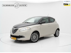 Lancia Y(psilon) - Ypsilon 0.9 TwinAir Platinum Automaat | Panoramadak | Leder | Clima | 15" Velgen | Navi |
