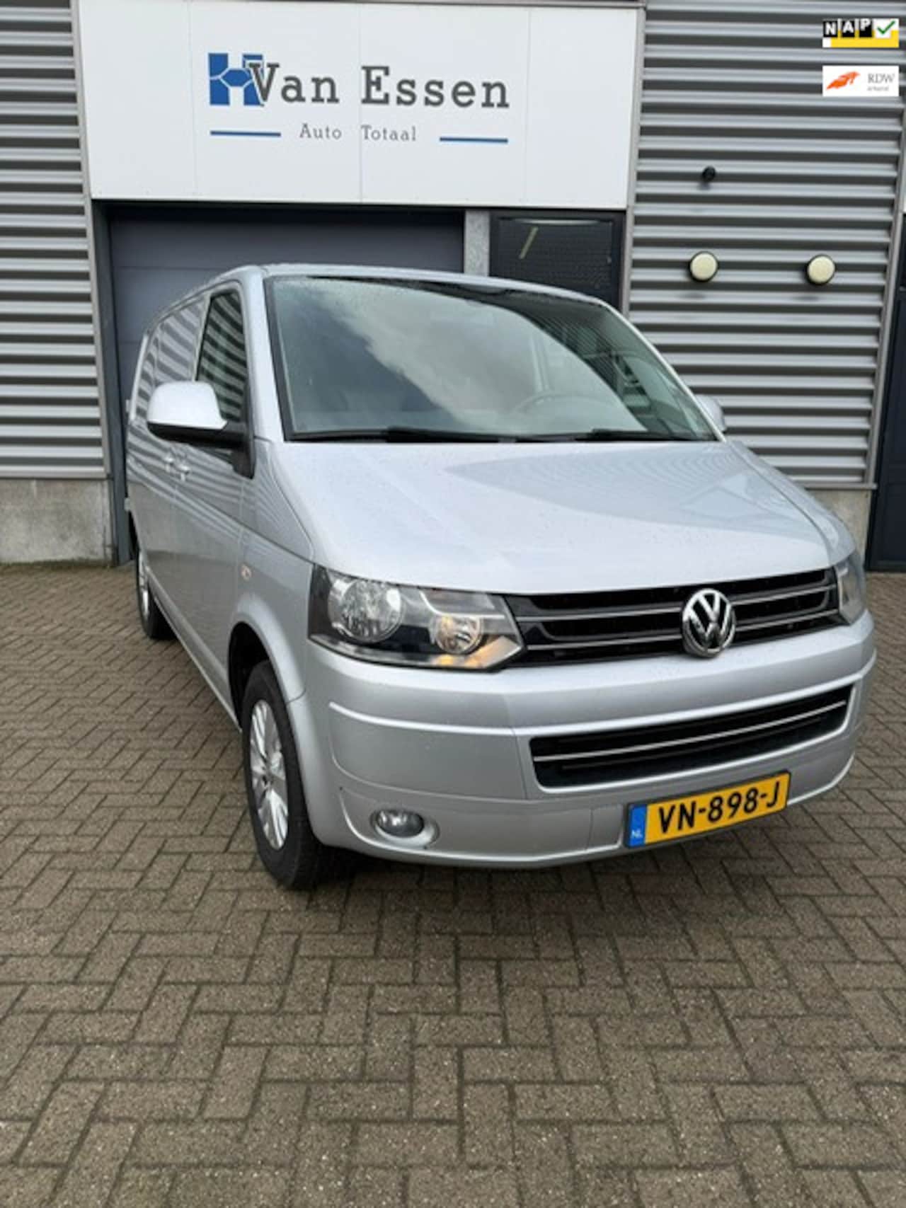 Volkswagen Transporter - 2.0 TDI L1H1 DC Trendline 2.0 TDI L1H1 DC Trendline - AutoWereld.nl
