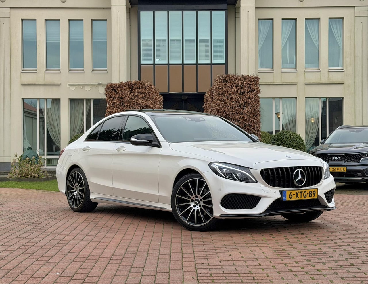 Mercedes-Benz C-klasse - 200 Ambition Comfort - Panodak - AMG - Burmester - Sportuitlaat - AutoWereld.nl