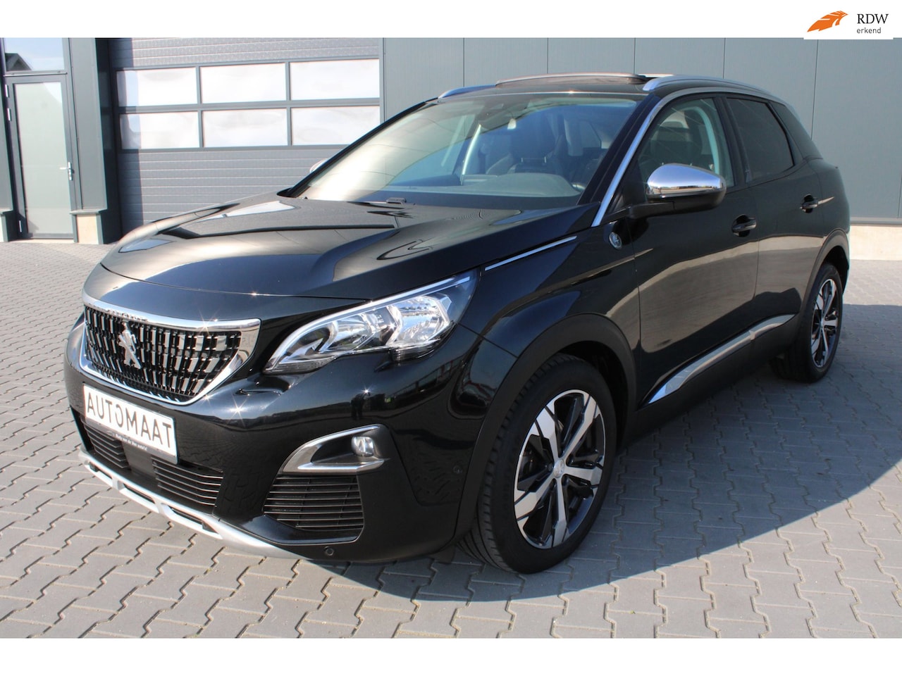 Peugeot 3008 - 1.6 THP Crossway Black Edition Schuifdak - AutoWereld.nl