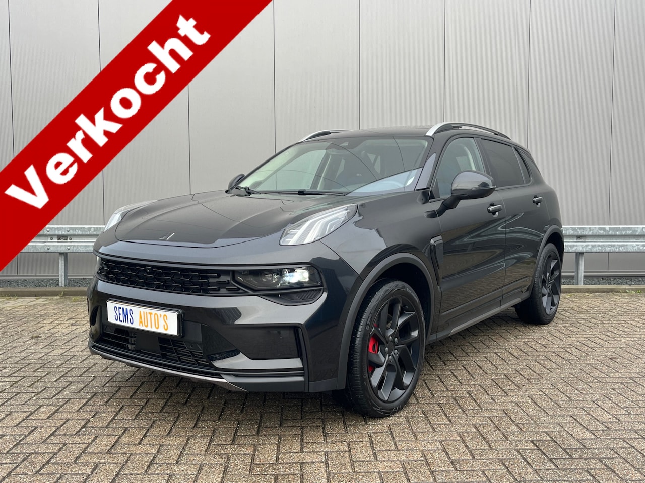 LYNK&CO LYNK & CO 01