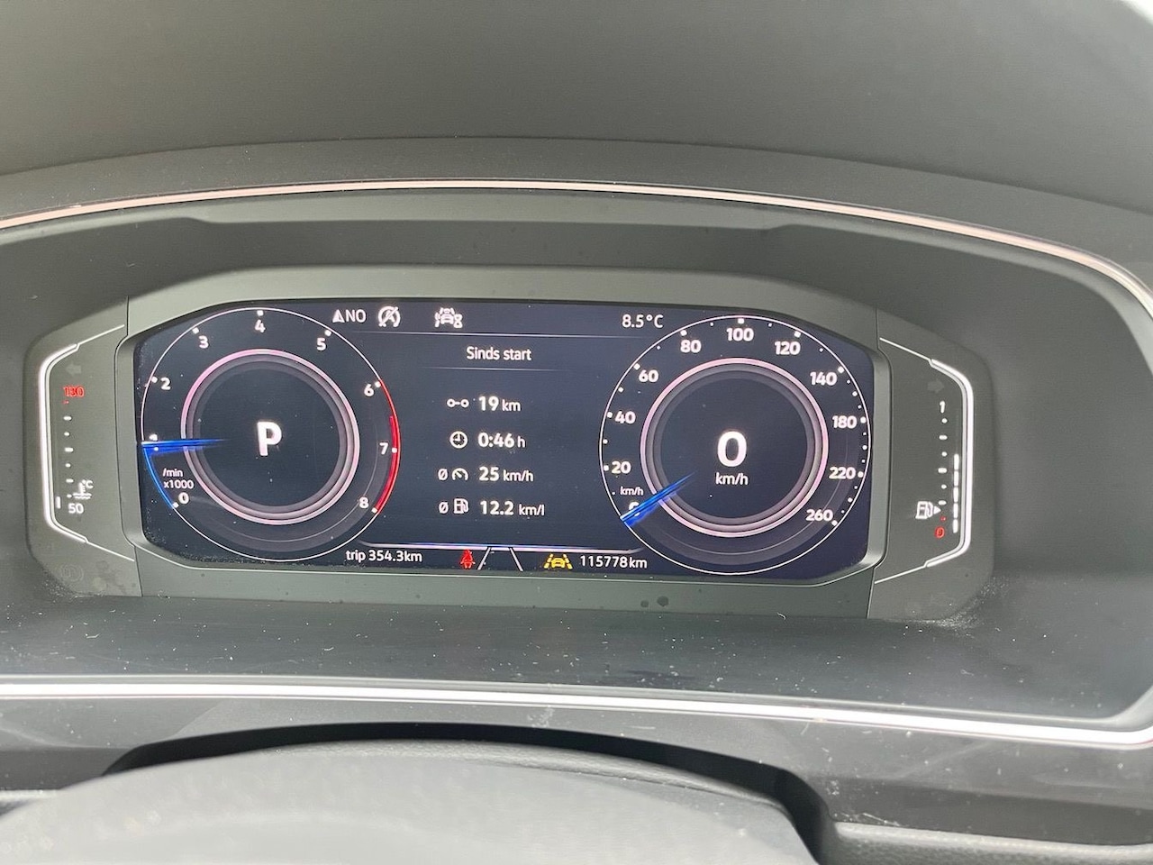 Volkswagen Tiguan Allspace - 1.5 TSI 150 pk Comfortline Business 7p. | Trekhaak | Panoramadak | Stoel verwarming | Navi - AutoWereld.nl