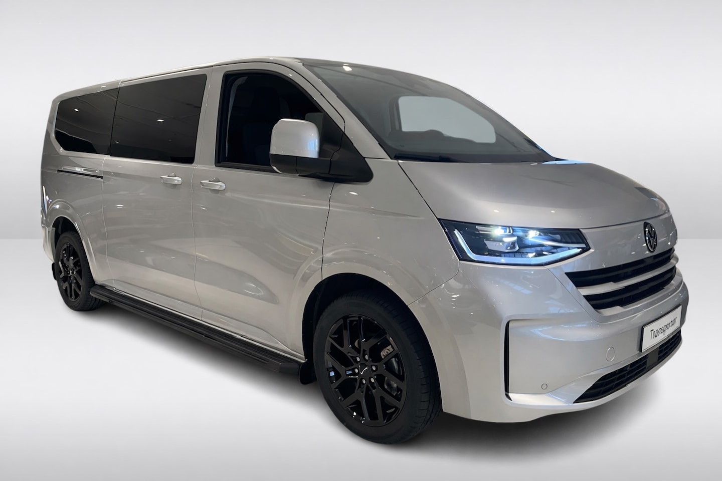 Volkswagen Transporter - 2.0 TDI 170 PK AutomaatL2H1 30 Bulli / Dubbel Cabine Exclusive , zwarte velgen 19 inch , s - AutoWereld.nl