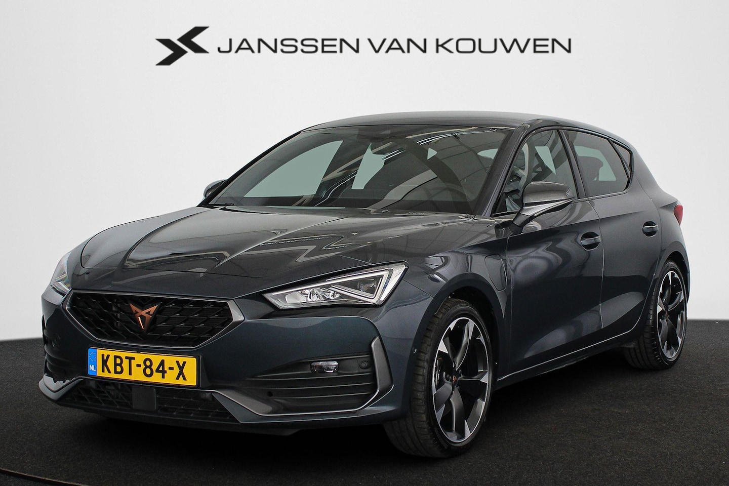 CUPRA Leon - 1.4 e-Hybrid Elektrisch Verstelbare Stoel Stoelverwarming Achteruitrijcamera - AutoWereld.nl