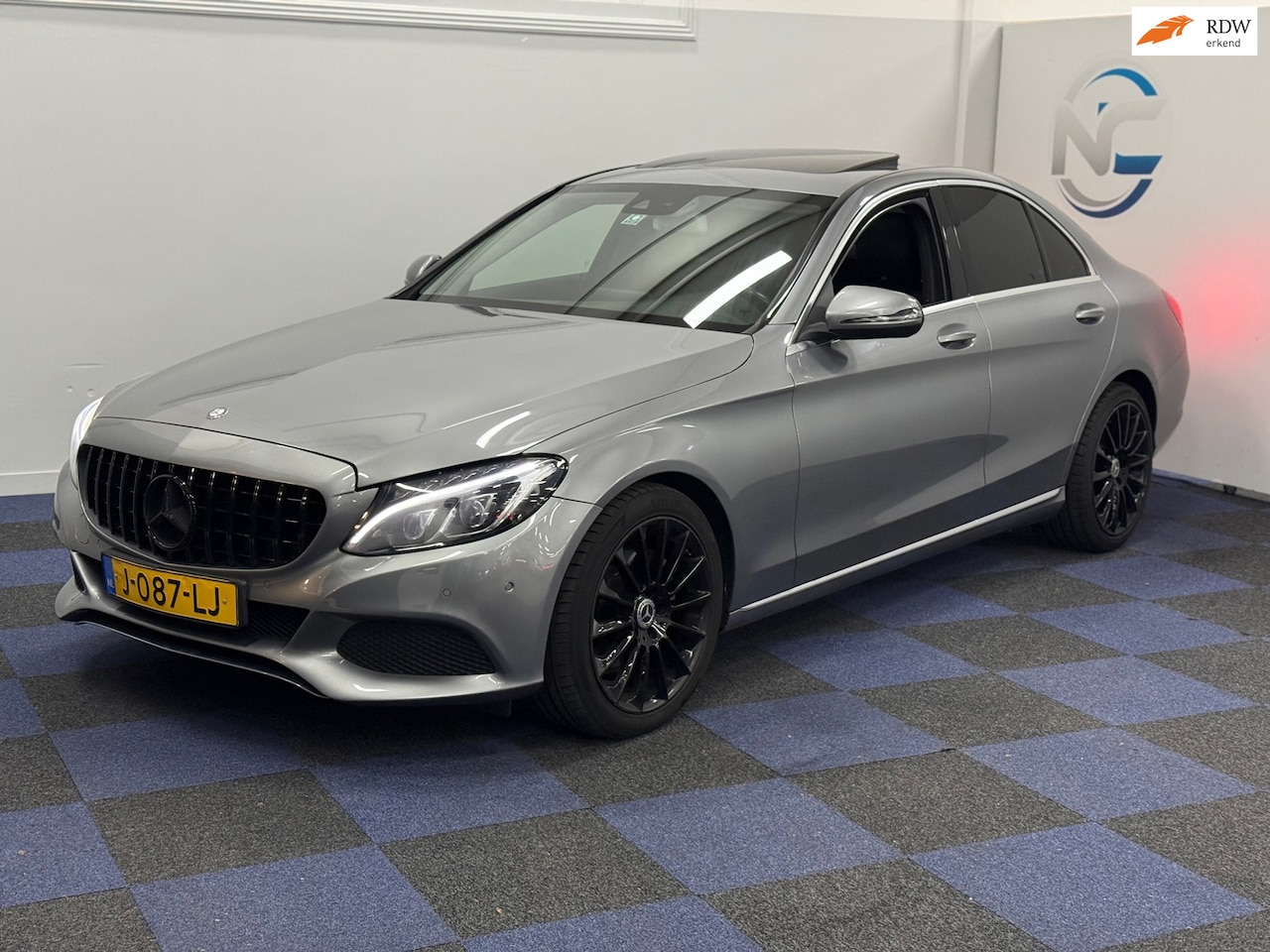 Mercedes-Benz C-klasse - 200 Prestige / PANORAMADAK / AUTOMAAT / DEALER ONDERHOUDEN - AutoWereld.nl