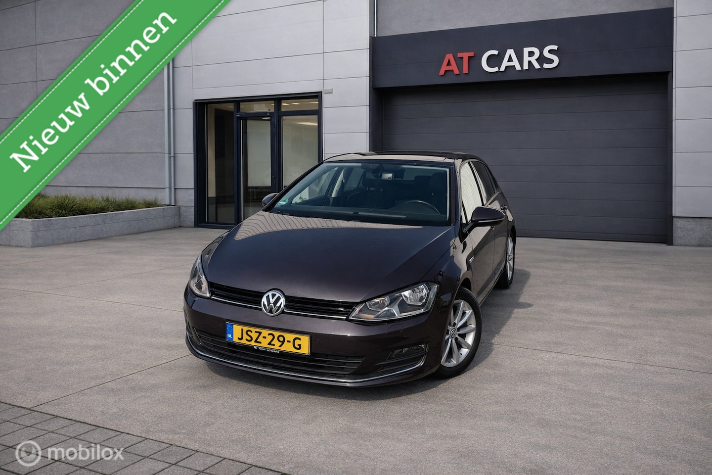 Volkswagen Golf - 1.2 TSI Highline| stoelverwarming| pano - AutoWereld.nl