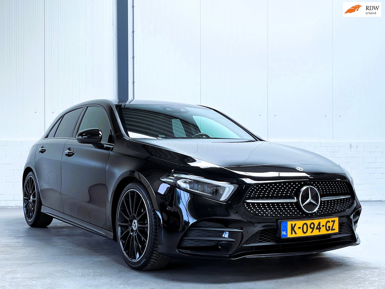 Mercedes-Benz A-klasse - 200 Launch Edition Premium|AMG|360|Adaptief|19 Inch - AutoWereld.nl