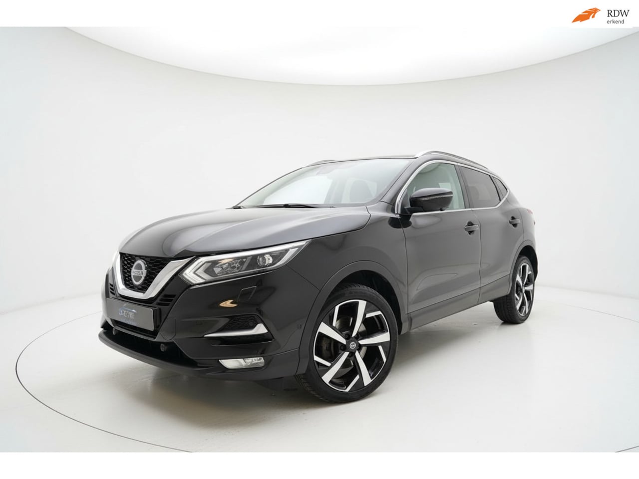 Nissan Qashqai - 1.3 DIG-T Tekna + PANORAMADAK 360 CAMERA - AutoWereld.nl