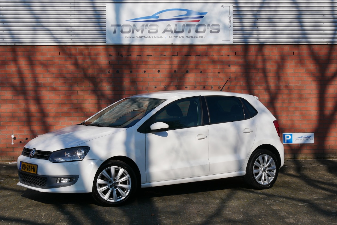 Volkswagen Polo - 1.2-12V Comfortline. nieuwe distributie. navi. stoelverwarming. - AutoWereld.nl