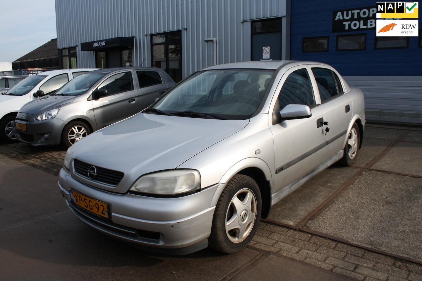 Opel Astra - 1.8-16V CDX *SEDAN*AIRCO*149DKM*N.A.P.* - AutoWereld.nl
