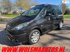 Peugeot 1007 - 1.6-16V Sporty