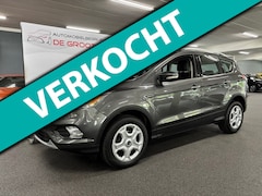 Ford Kuga - 1.5 EcoBoost Titanium / NL-auto, Cruise control, Radio, Navi, Trekhaak