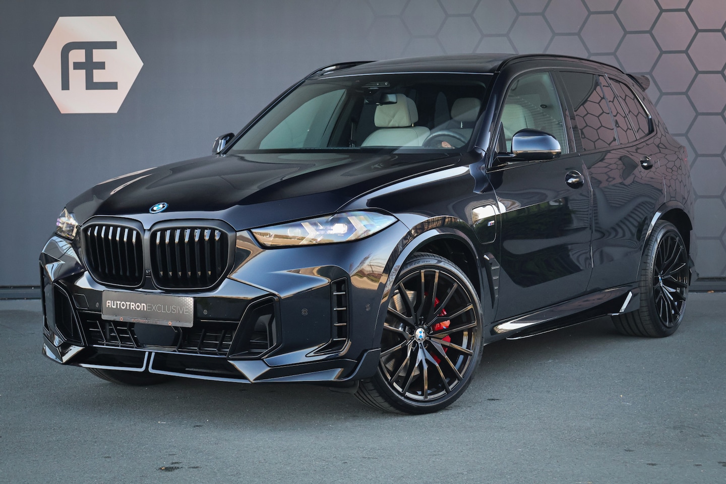 BMW X5 - xDrive50e | STOELVERWARMING & VERKOELING | ADAPTIVE CRUISE | 360 CAMERA | APPLE CARPLAY | - AutoWereld.nl