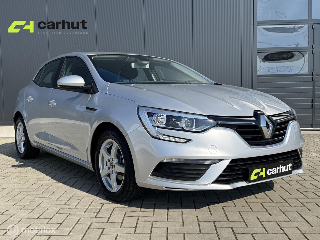 Renault Mégane - 1.2 TCe Limited|Carplay |Nwe banden | dealer ond. - AutoWereld.nl