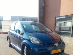 Toyota Aygo - 1.0-12V +